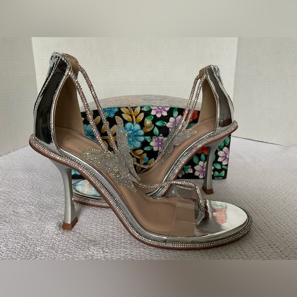 Chase + Chloe Silver Sculptural Heels with Butterfly Detail - Picture 11 of 11